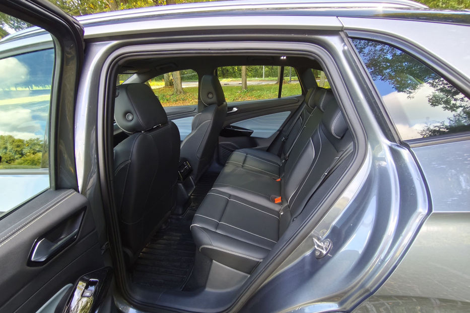 Продам Volkswagen ID.4 2022 года в Киеве
