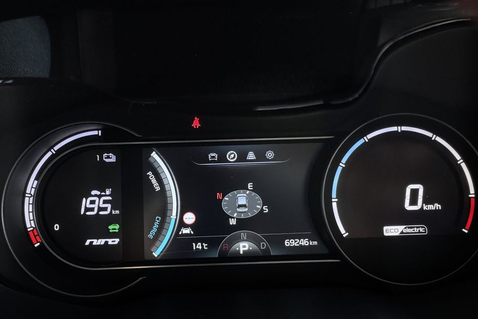 Продам Kia Niro 64 кВт Макс. комплектація 2020 года в Львове