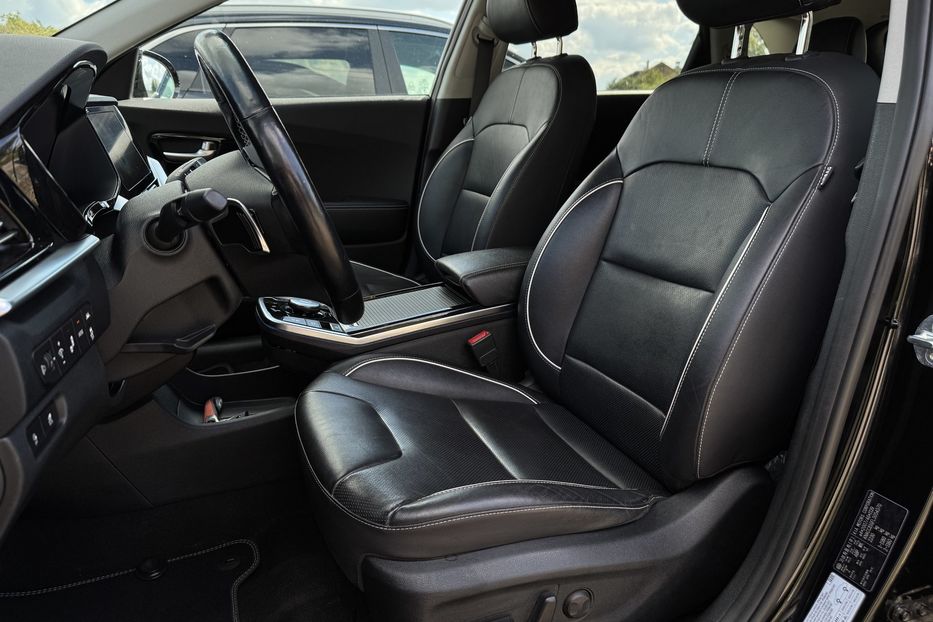 Продам Kia Niro 64 кВт Макс. комплектація 2020 года в Львове
