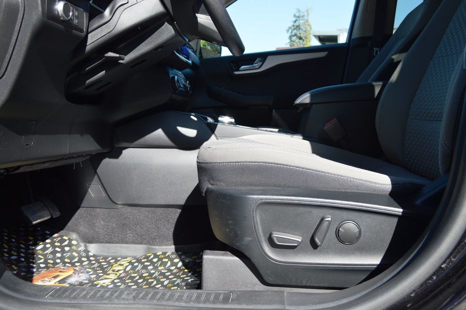 Продам Ford Escape SE 2020 года в Одессе