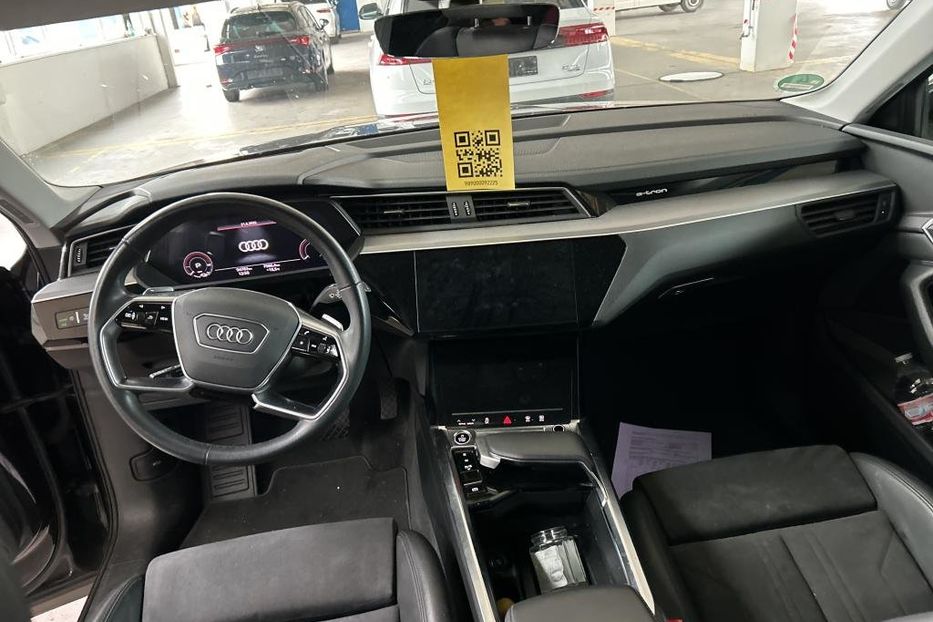 Продам Audi E-Tron Pідна фарба v7056 2022 года в Луцке