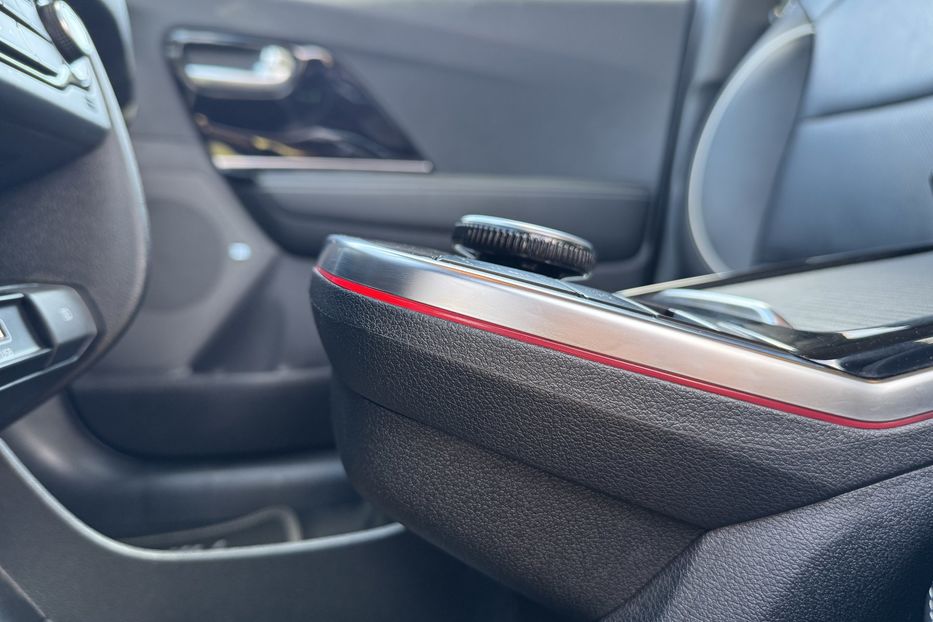 Продам Kia Niro 64 кВт Макс. комплектація 2020 года в Львове