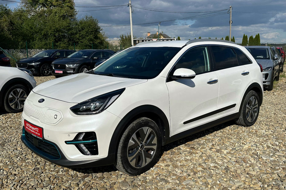 Продам Kia Niro 64 кВт Макс. комплектація 2020 года в Львове
