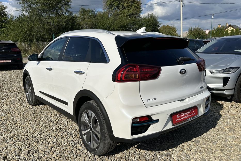 Продам Kia Niro 64 кВт Макс. комплектація 2020 года в Львове