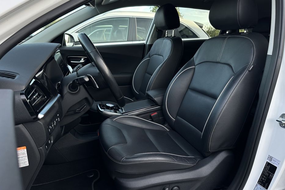 Продам Kia Niro 64 кВт Макс. комплектація 2020 года в Львове