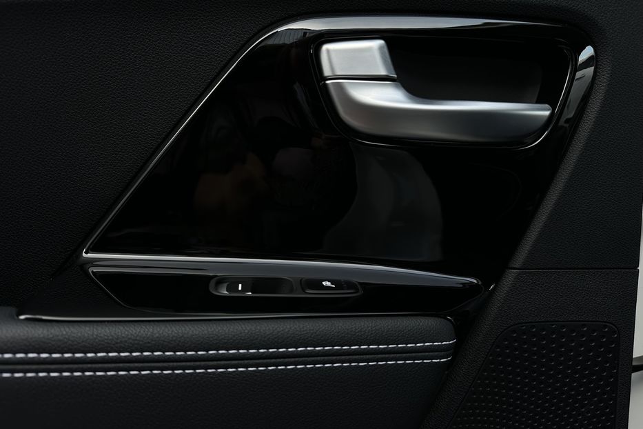 Продам Kia Niro 64 кВт Макс. комплектація 2020 года в Львове