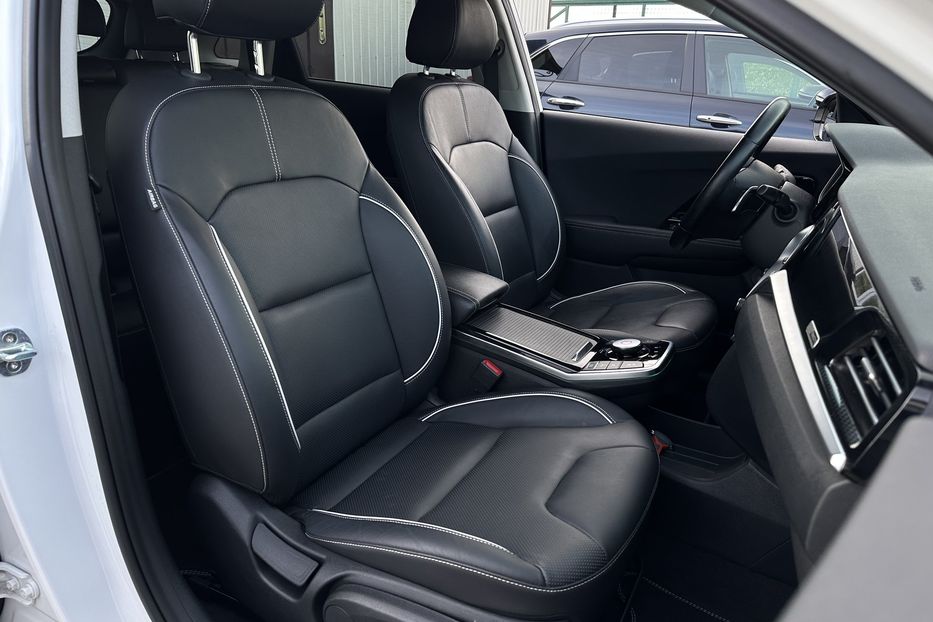 Продам Kia Niro 64 кВт Макс. комплектація 2020 года в Львове