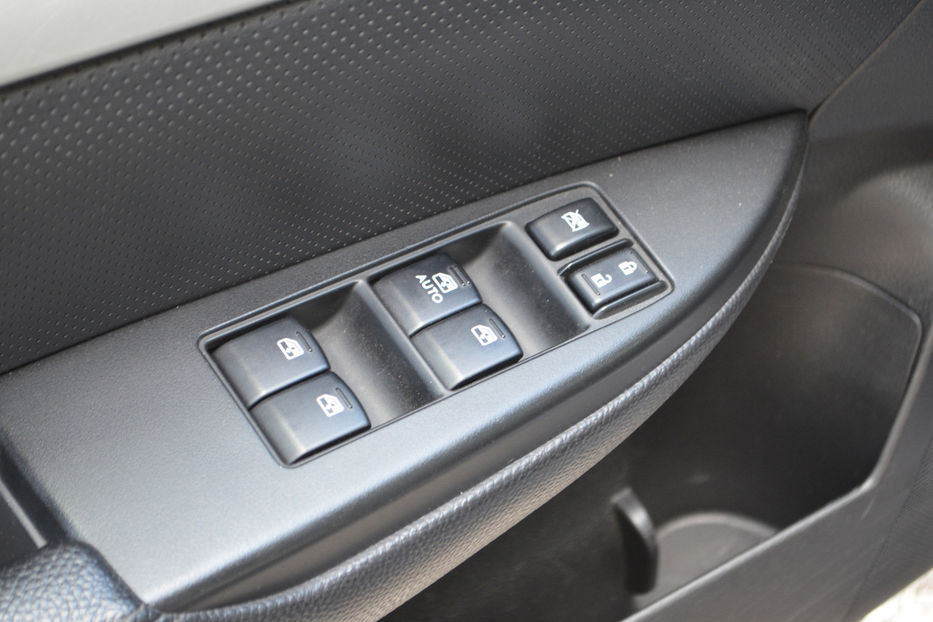 Продам Subaru Legacy 2013 года в Киеве