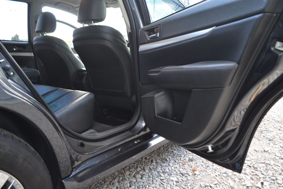Продам Subaru Legacy 2013 года в Киеве