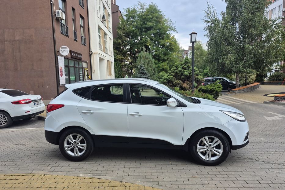Продам Hyundai IX35 4х4 2011 года в Киеве