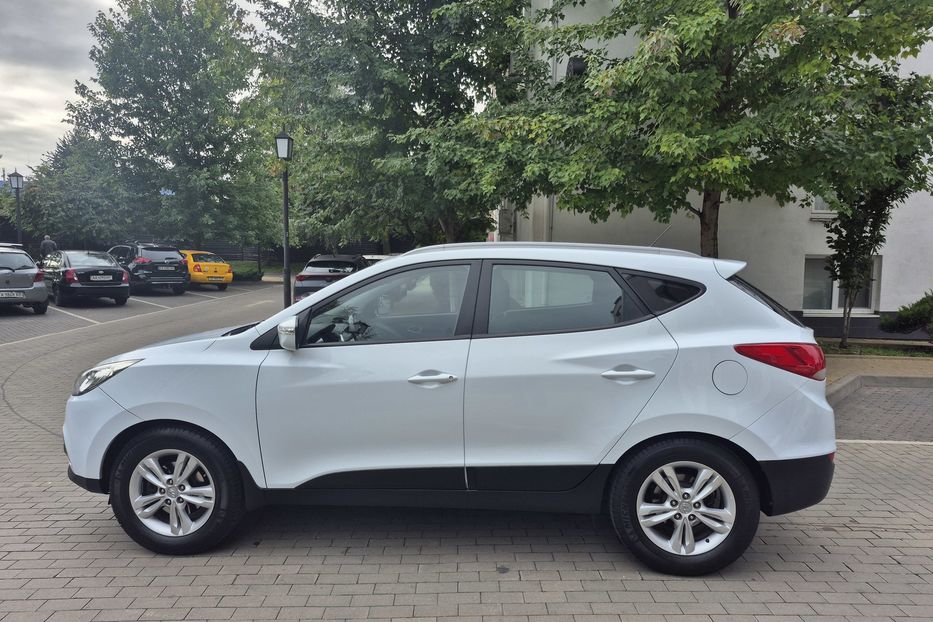 Продам Hyundai IX35 4х4 2011 года в Киеве