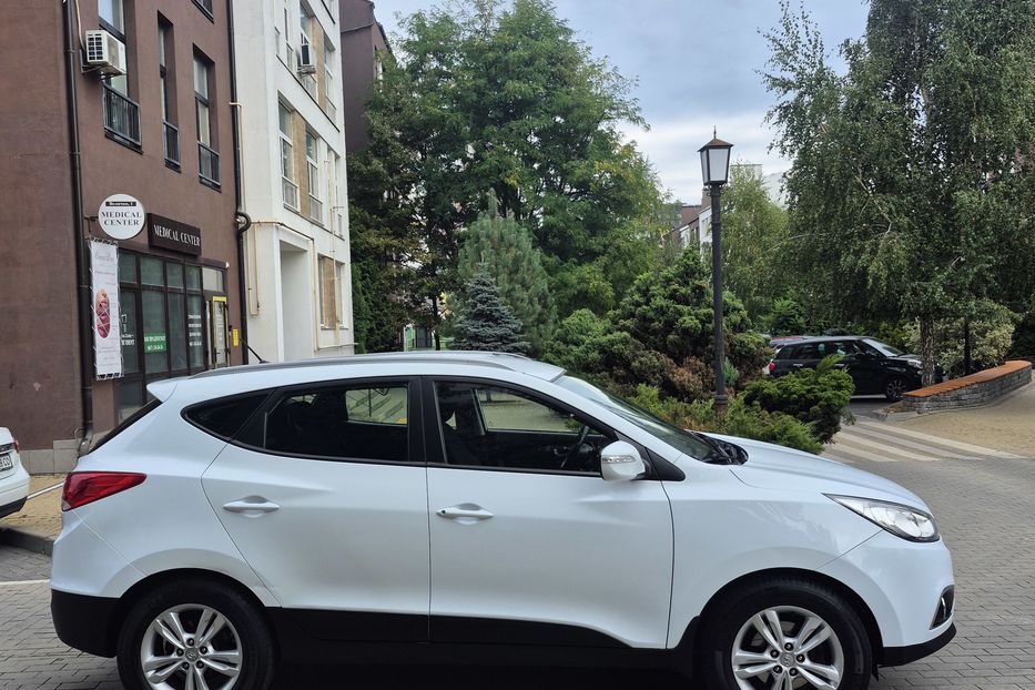 Продам Hyundai IX35 4х4 2011 года в Киеве
