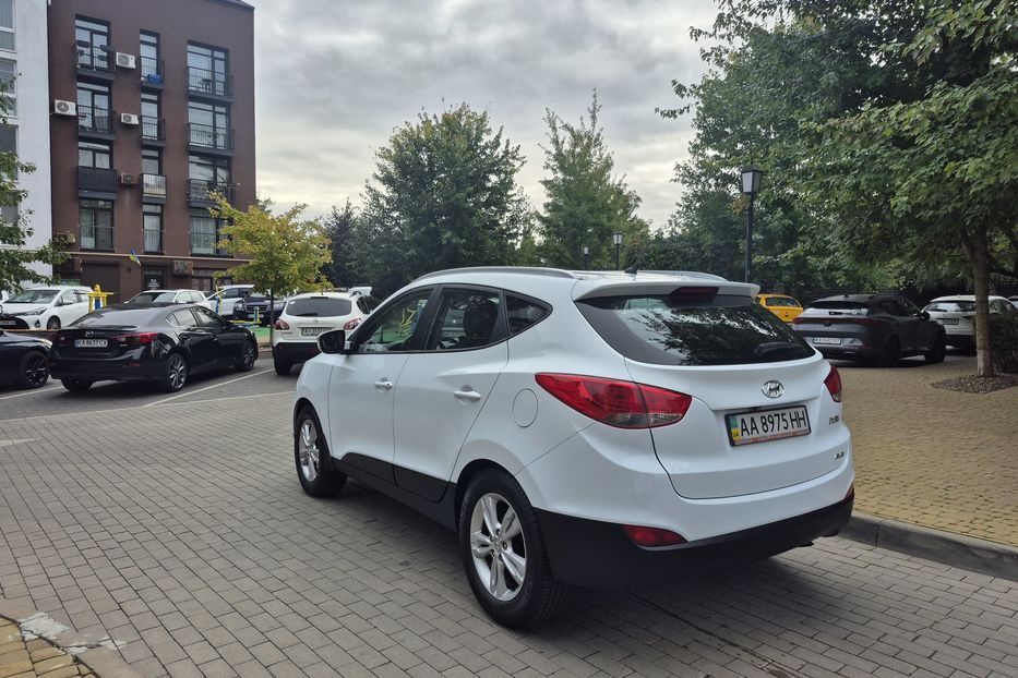 Продам Hyundai IX35 4х4 2011 года в Киеве