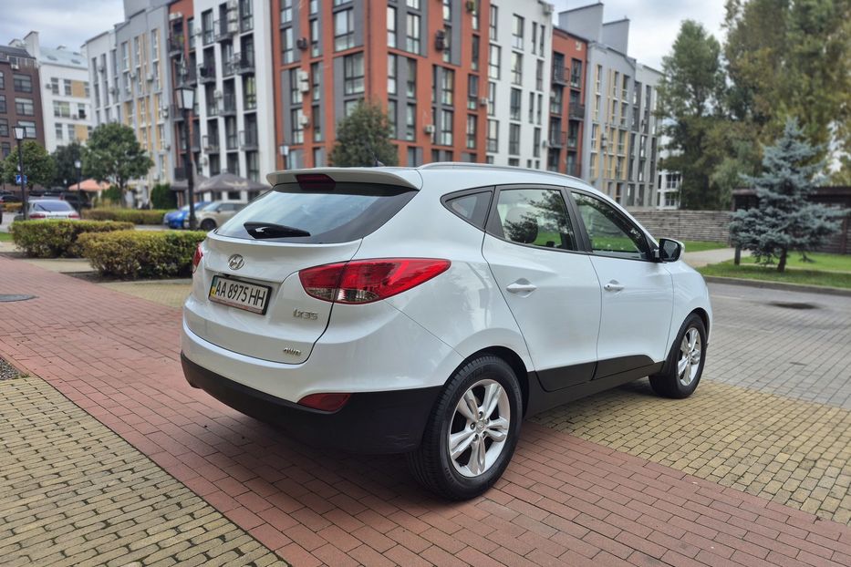 Продам Hyundai IX35 4х4 2011 года в Киеве