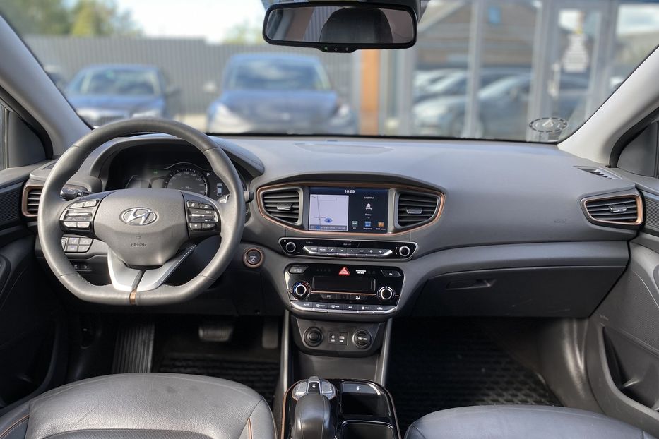 Продам Hyundai Ioniq 2017 года в Луцке
