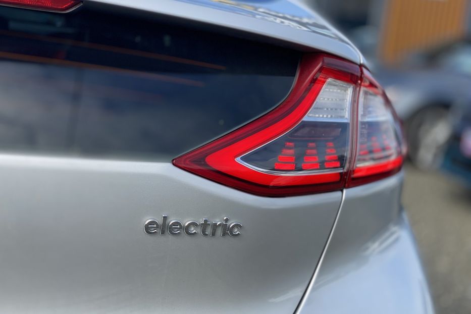 Продам Hyundai Ioniq 2017 года в Луцке