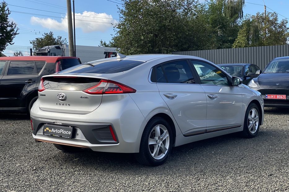 Продам Hyundai Ioniq 2017 года в Луцке