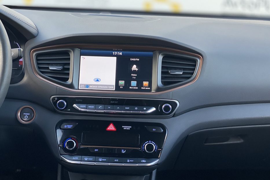 Продам Hyundai Ioniq 2017 года в Луцке