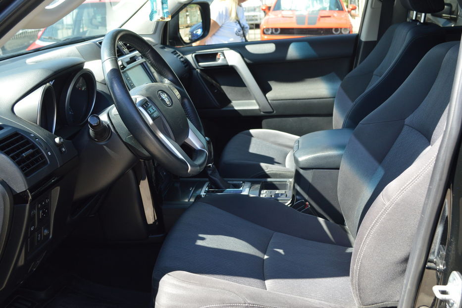 Продам Toyota Land Cruiser Prado 2017 года в Одессе