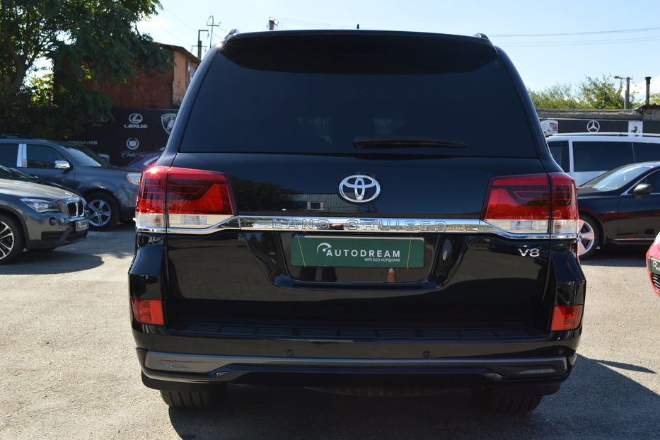 Продам Toyota Land Cruiser 300 2017 года в Одессе