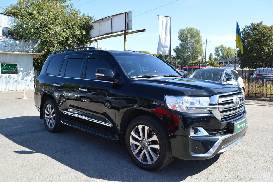 Продам Toyota Land Cruiser 300 2017 года в Одессе