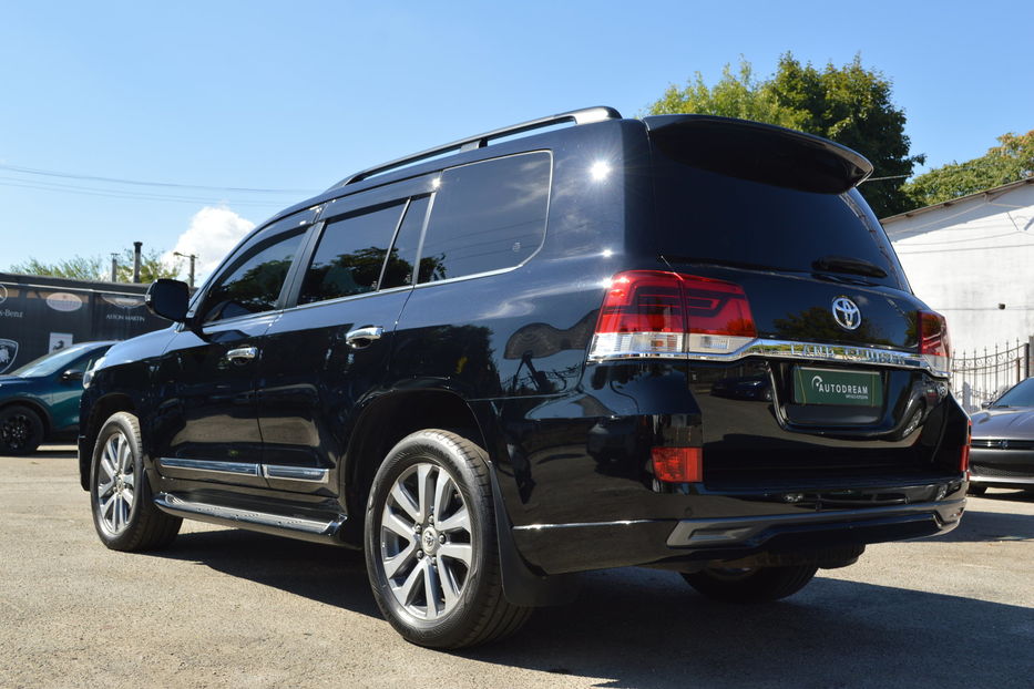 Продам Toyota Land Cruiser 300 2017 года в Одессе