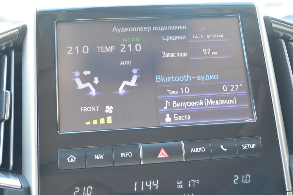 Продам Toyota Land Cruiser 300 2017 года в Одессе