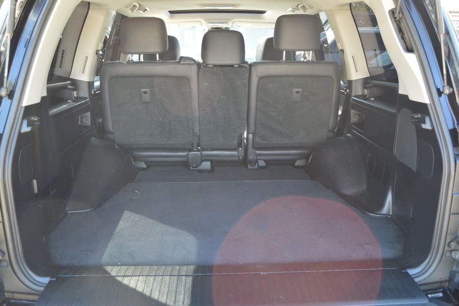 Продам Toyota Land Cruiser 300 2017 года в Одессе