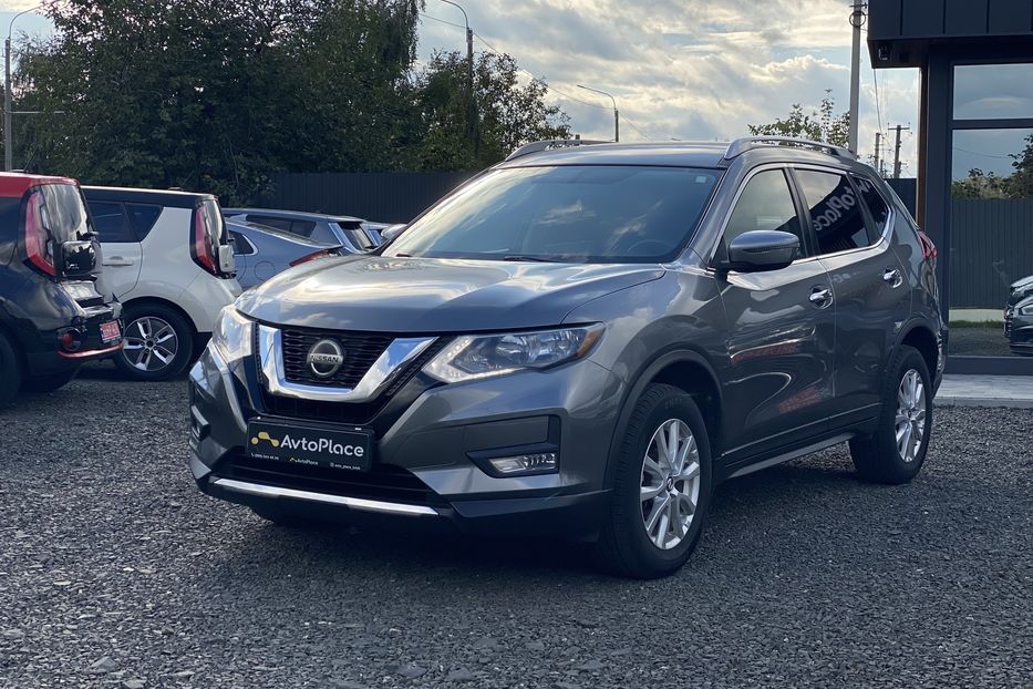 Продам Nissan Rogue 2017 года в Луцке