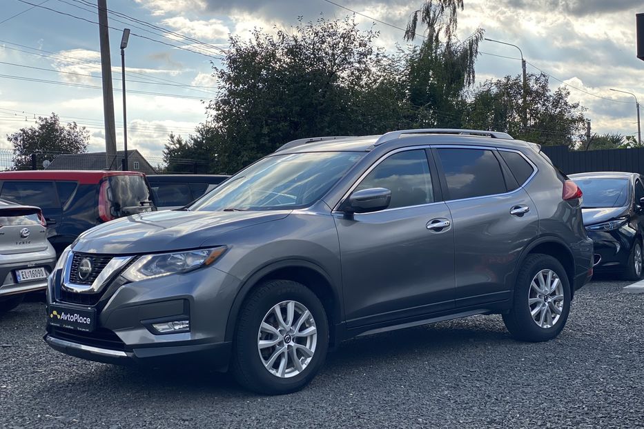 Продам Nissan Rogue 2017 года в Луцке