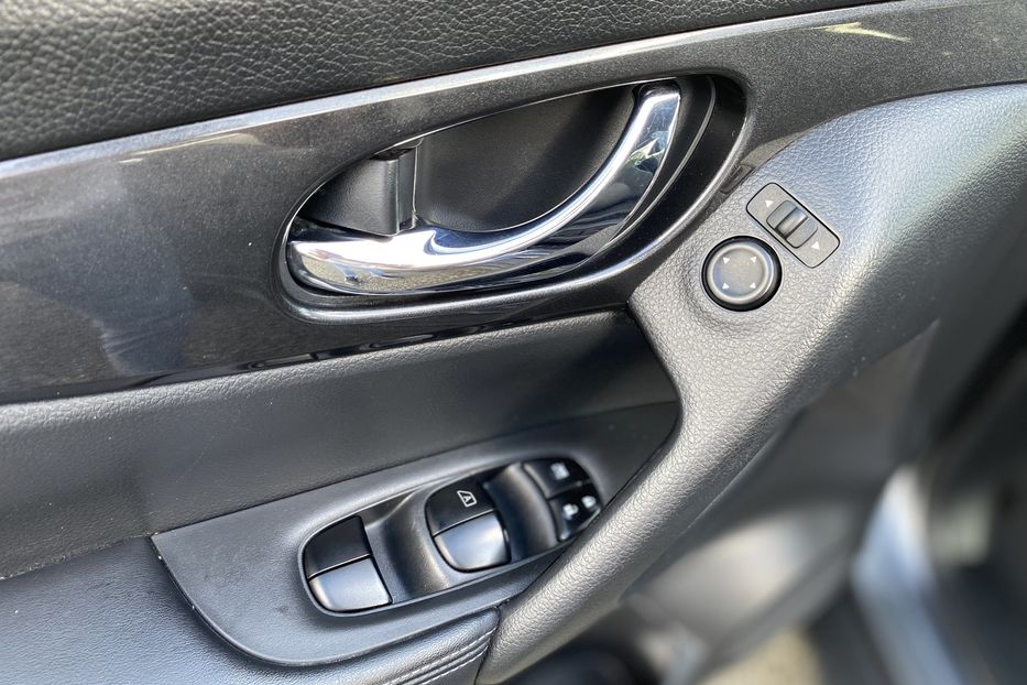 Продам Nissan Rogue 2017 года в Луцке