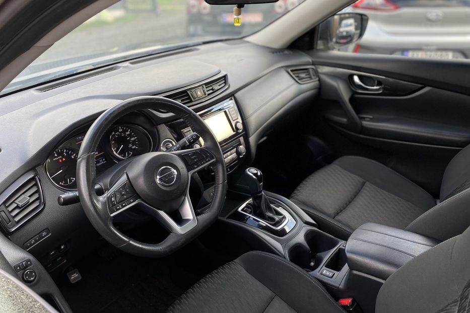 Продам Nissan Rogue 2017 года в Луцке