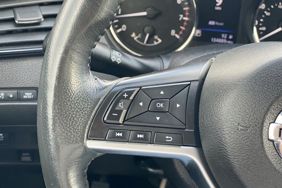 Продам Nissan Rogue 2017 года в Луцке