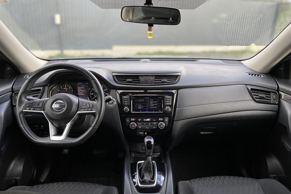 Продам Nissan Rogue 2017 года в Луцке