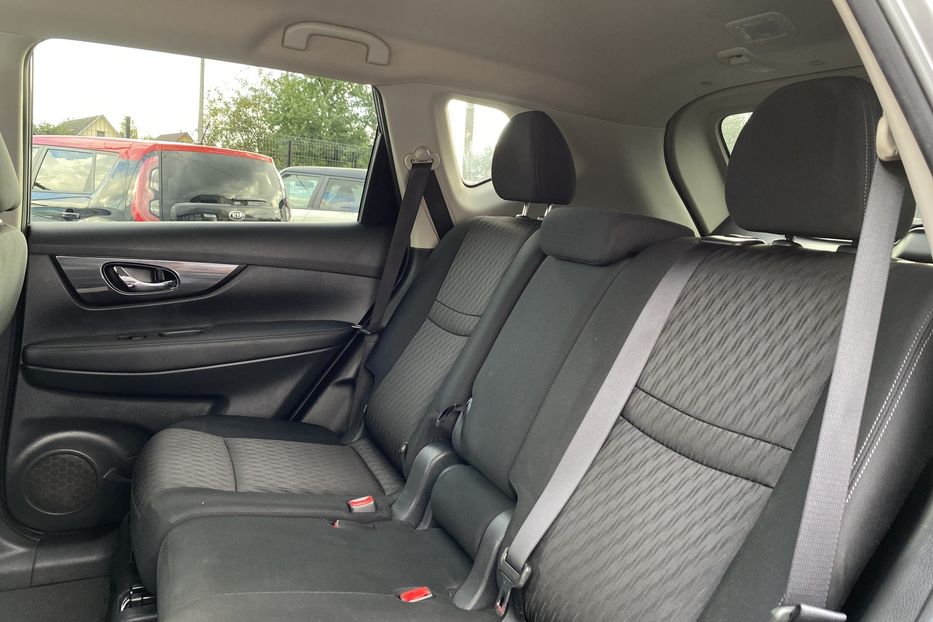 Продам Nissan Rogue 2017 года в Луцке