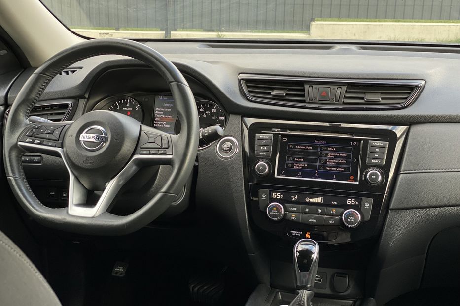 Продам Nissan Rogue 2017 года в Луцке