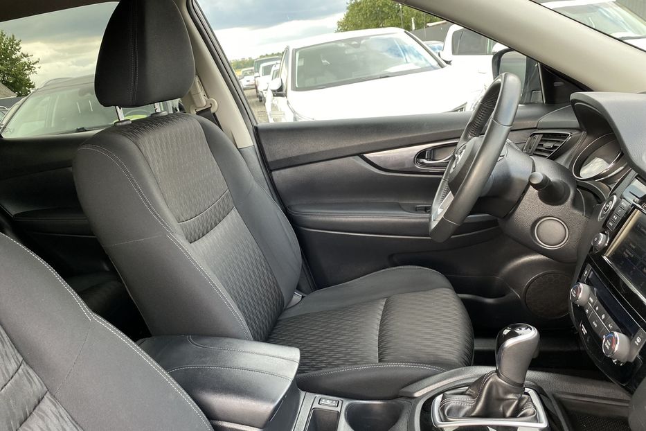 Продам Nissan Rogue 2017 года в Луцке