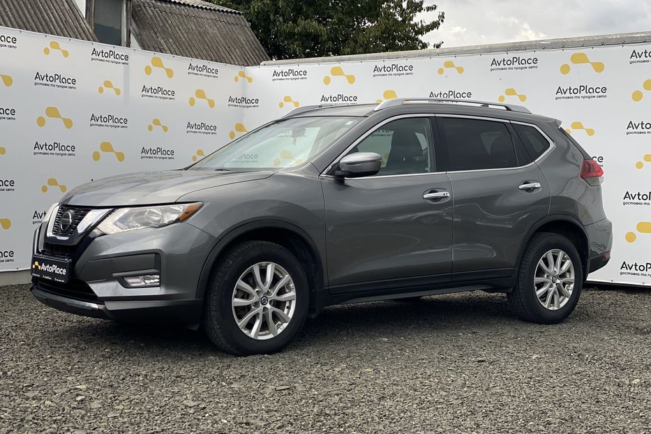 Продам Nissan Rogue 2017 года в Луцке