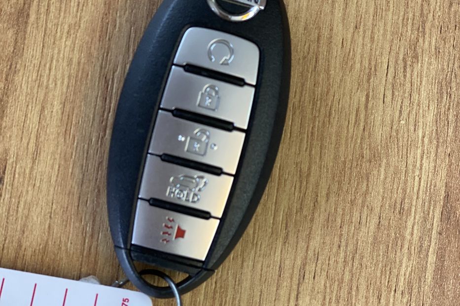 Продам Nissan Rogue 2017 года в Луцке