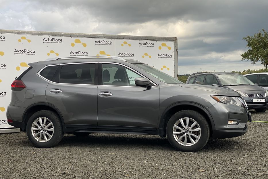 Продам Nissan Rogue 2017 года в Луцке