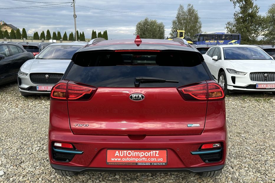 Продам Kia Niro 64 кВт Макс. комплектація 2020 года в Львове