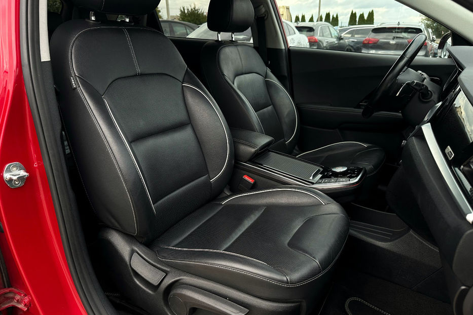 Продам Kia Niro 64 кВт Макс. комплектація 2020 года в Львове