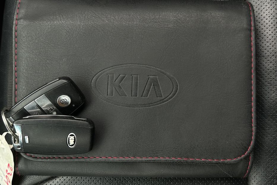 Продам Kia Niro 64 кВт Макс. комплектація 2020 года в Львове