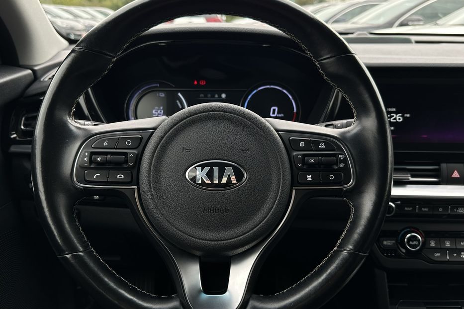Продам Kia Niro 64 кВт Макс. комплектація 2020 года в Львове