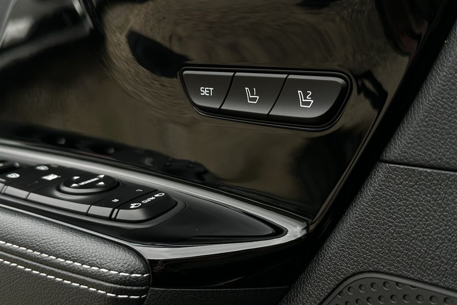 Продам Kia Niro 64 кВт Макс. комплектація 2020 года в Львове