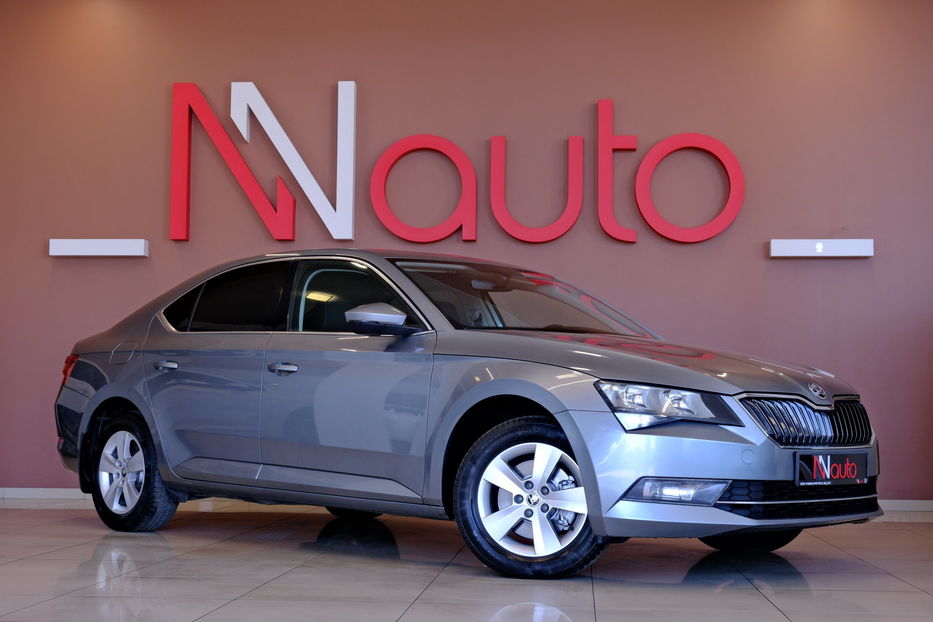 Продам Skoda Superb 2018 года в Одессе