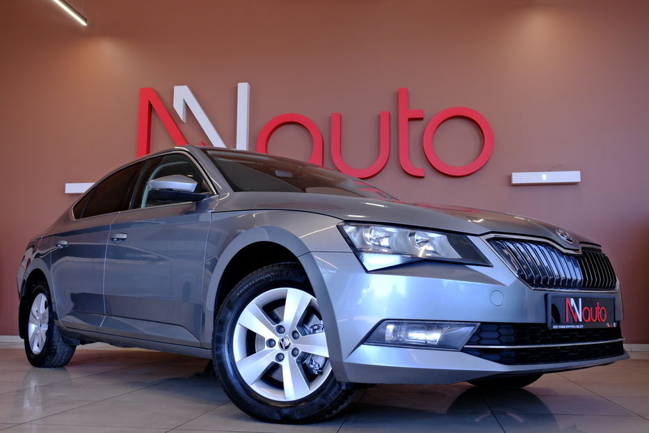 Продам Skoda Superb 2018 года в Одессе