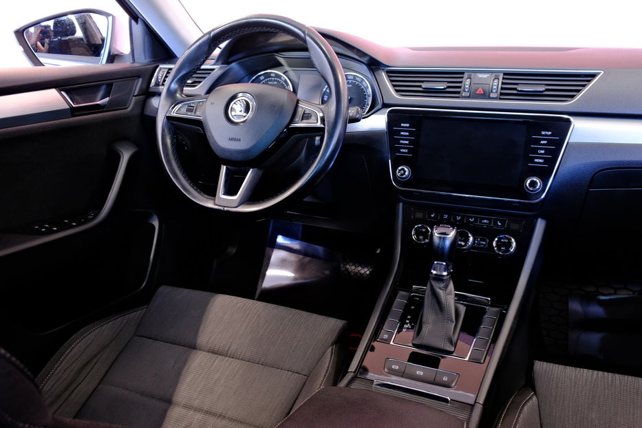 Продам Skoda Superb 2018 года в Одессе