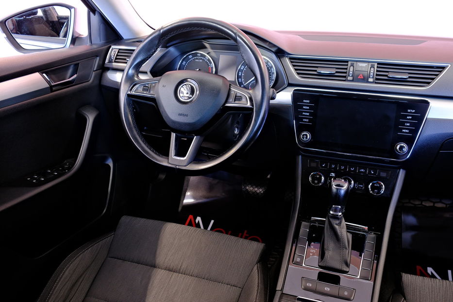 Продам Skoda Superb 2018 года в Одессе
