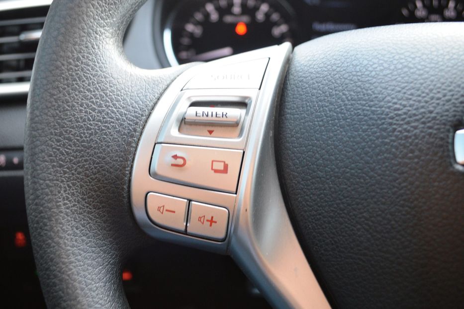 Продам Nissan Rogue 2015 года в Одессе